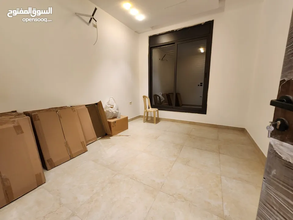 شقة للبيع في عبدون - ref : 14511