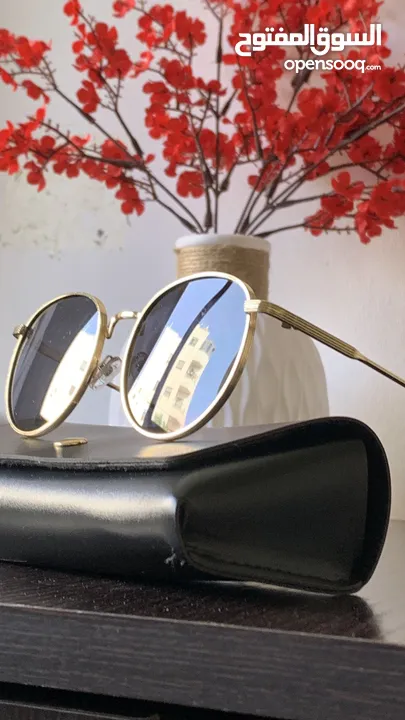 نظارة شمسية جديدة شبيهة بقصة ال RAYBAN