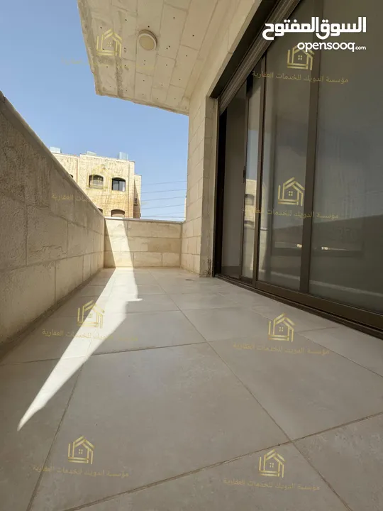 شقة فاخرة - لم تسكن - دير غبار - 3نوم 1ماستر - 220م - بإطلالــــه مميزة - قرب الخدمات العامة