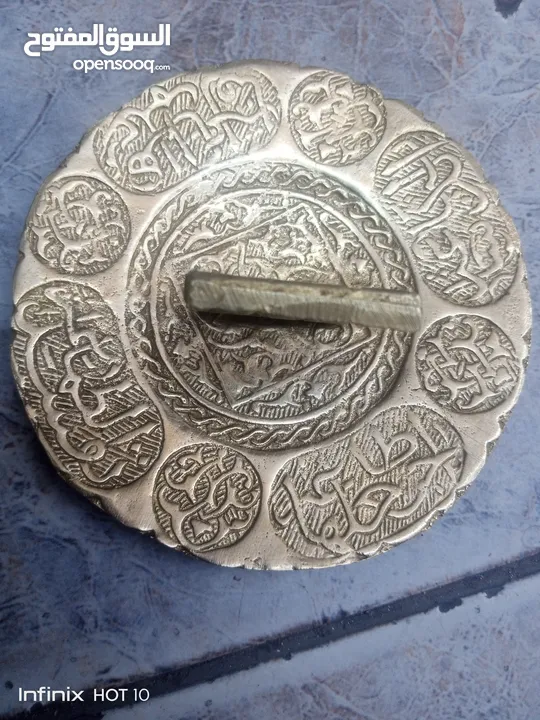 مجموعه جميله من النحاس