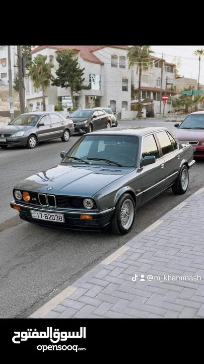 BMW 325i E30 1984 بي ام بوز نمر