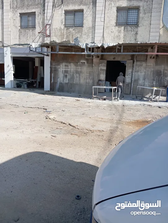 مخازن للإيجار