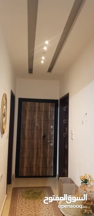 شقه سوبر ديلوكس للبيع