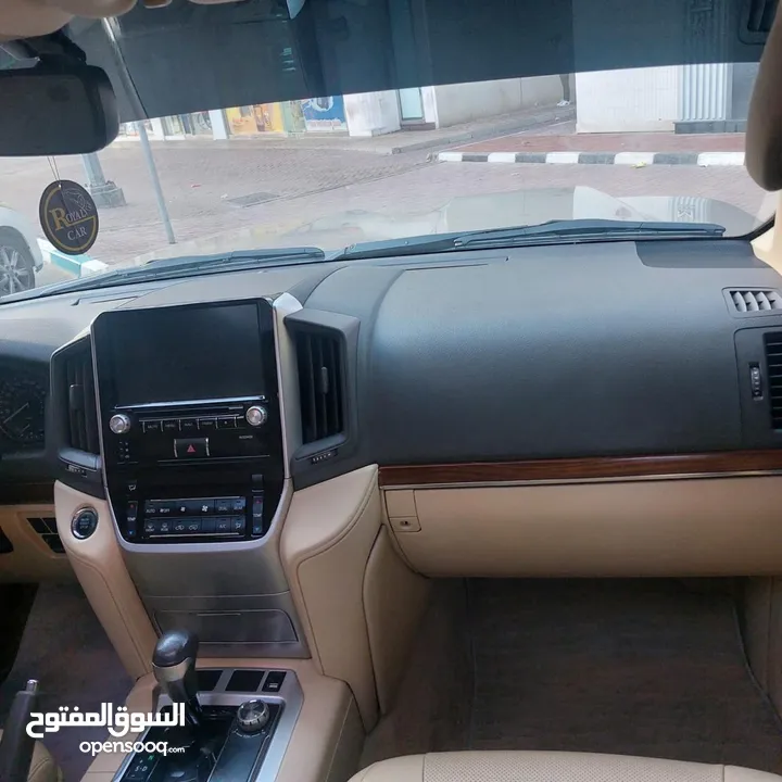 TOYOTA LANDCRUISER 2016 MODEL