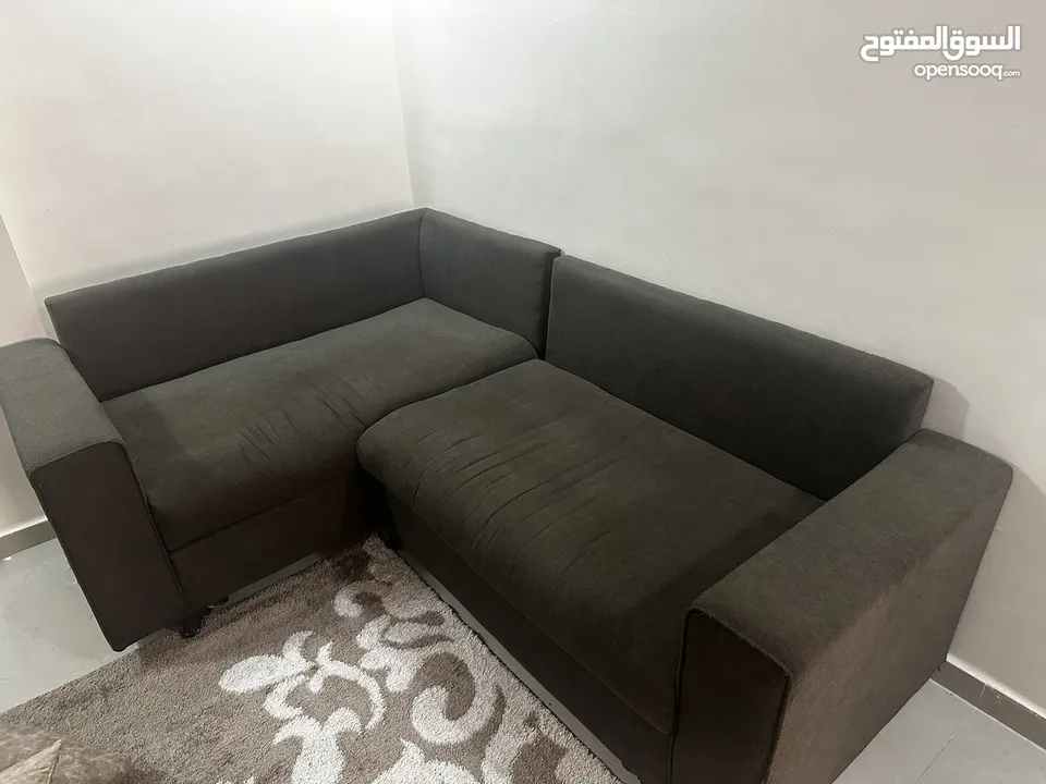 كنب مريح. 3 طبقات.