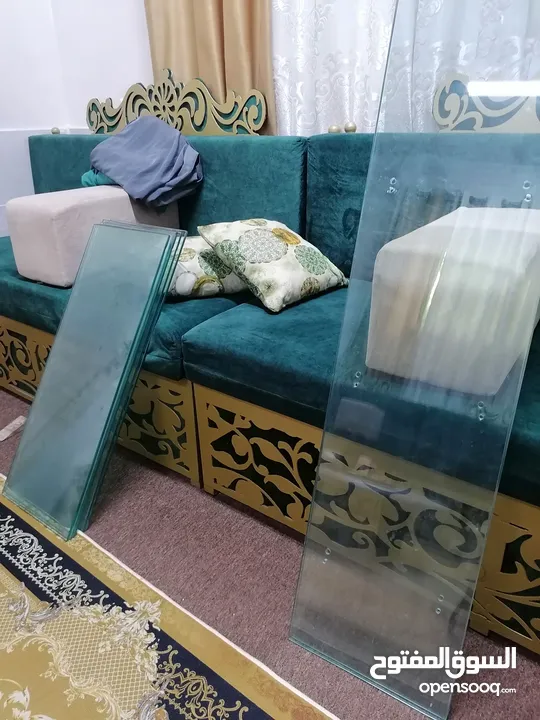 ارفف زجاج سوكريت للبيع