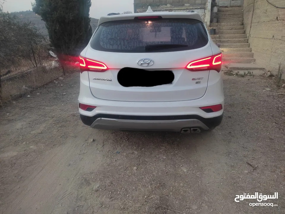 هيونداي سنتافيه