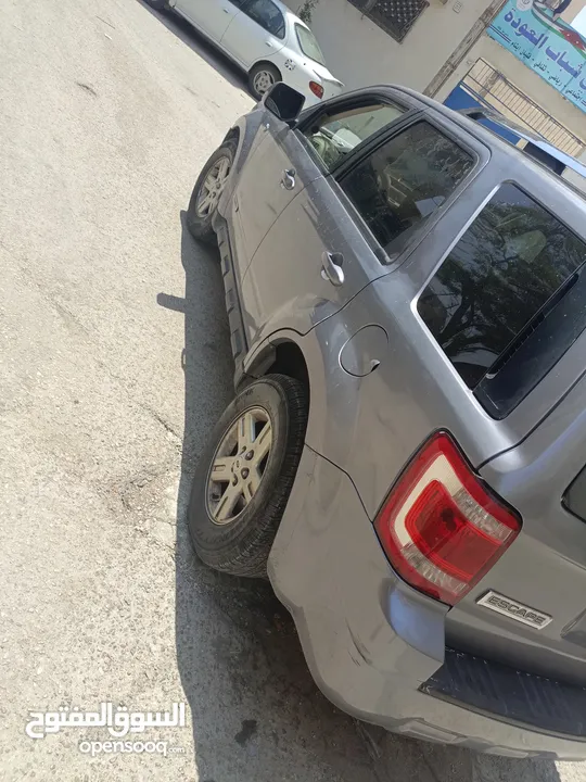 فورد اسكيب موديل 2008