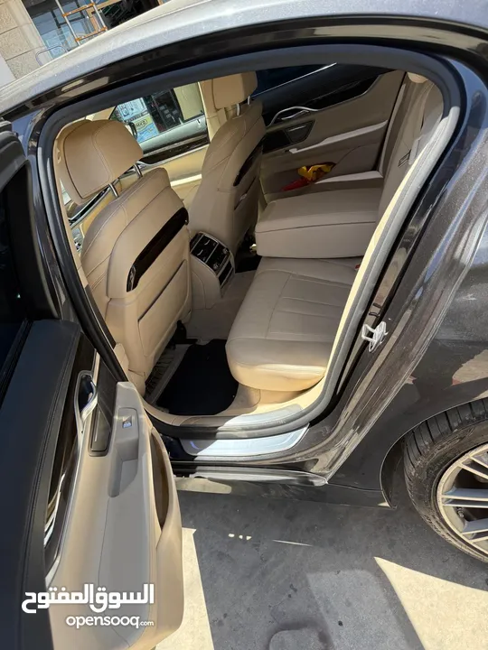 BMW 745e-ترخيض 2019