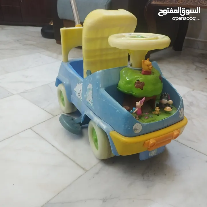 أثاث وأجهزة كهربائية للبيع