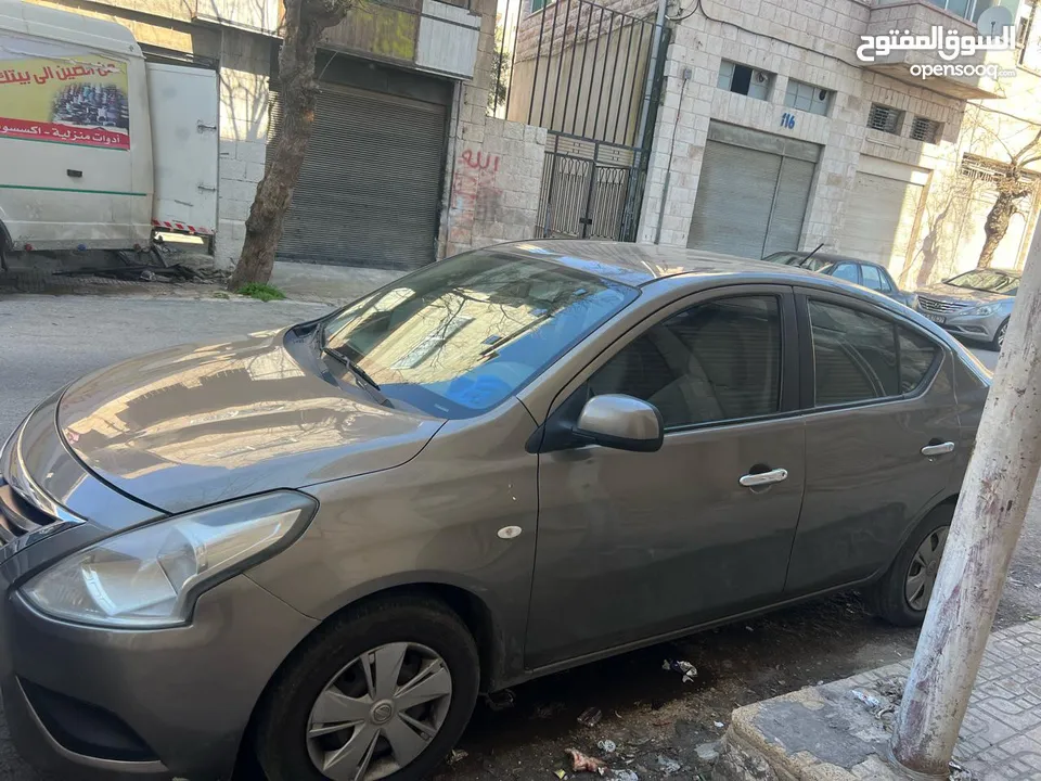 Nissan Sunny 2016