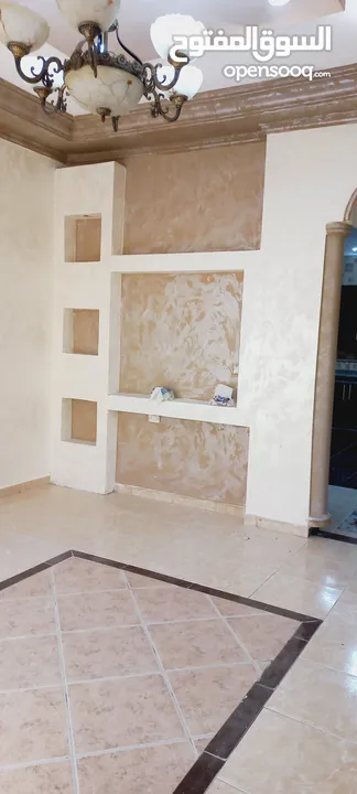 عمارة للبيع بمنطقة ام نوارة 4 طوابق  بسعر مغري جدا