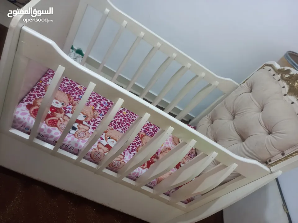 تخت سرير اطفال للبيع