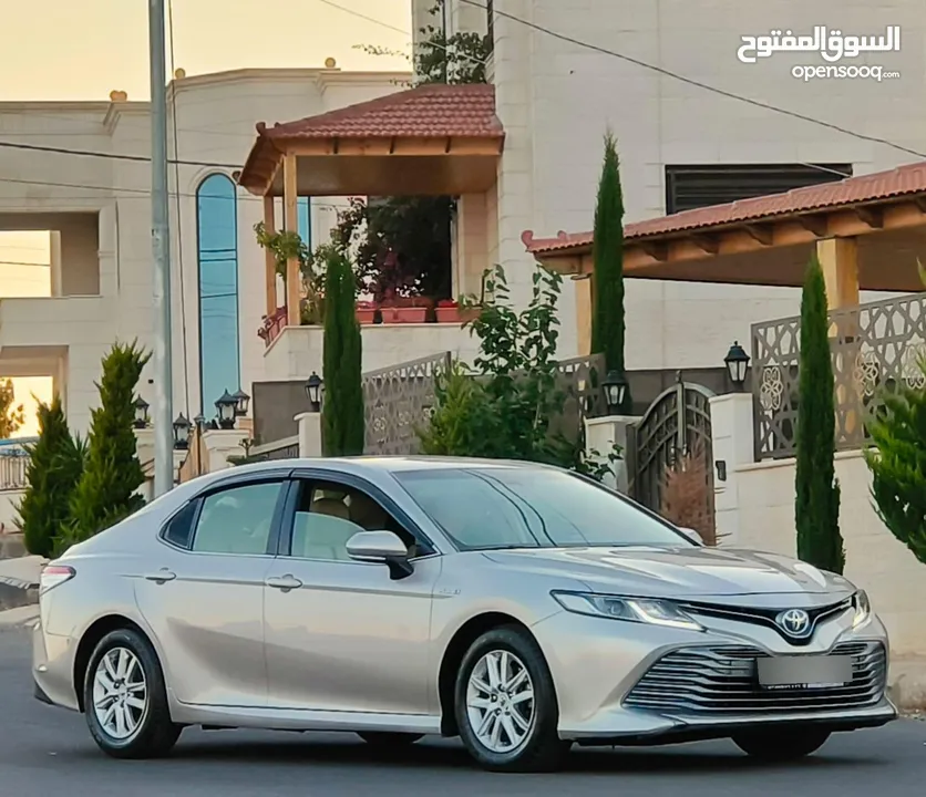 تويوتا كامري 2019 هايبرد بسعر مغري