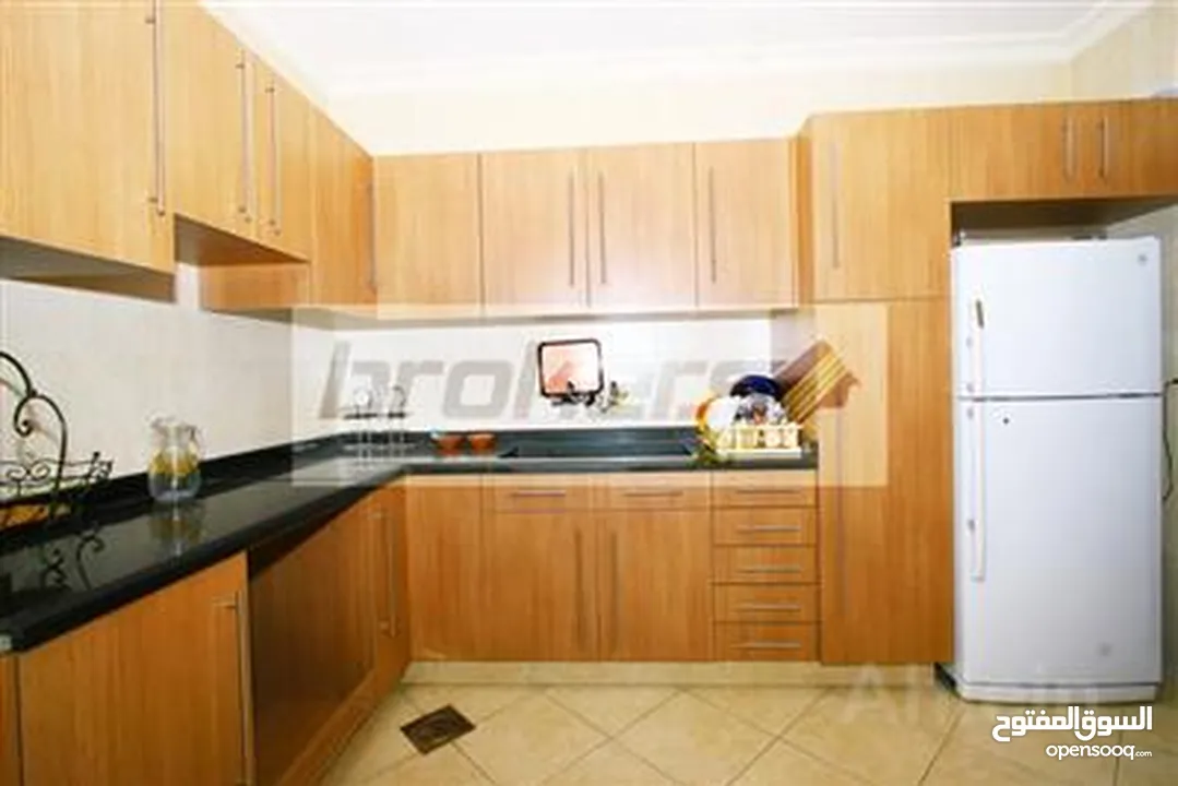 Furnished 3BR apartment air-conditioned with generator
