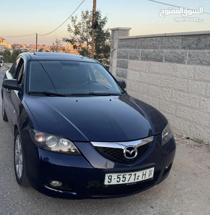 مازدا 3 بحالة ممتازة  المعلومات في الوصف بالأسفل