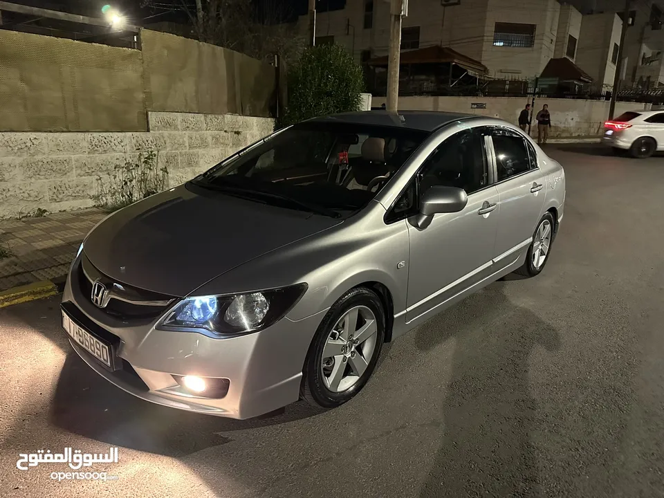 هوندا سيفيك 2009 بنزين للبيع  Honda civic 8th gen