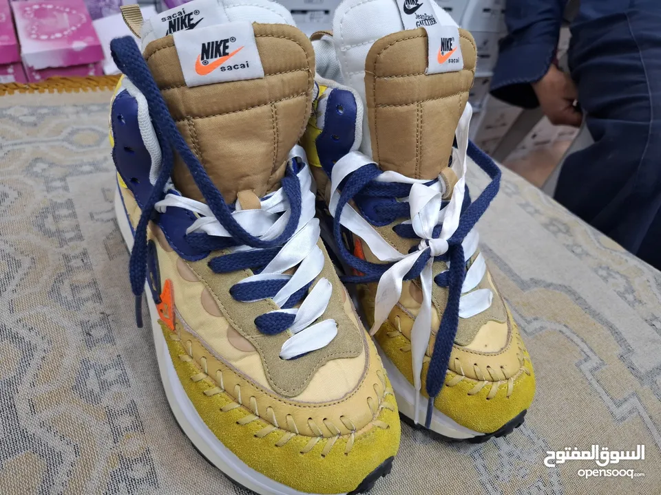بوت Nike  امريكي صناعة ألفلبين قياس 39.5 حديد غير ملبوس لبيع