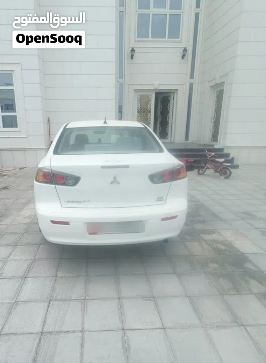 لانسر للبيع