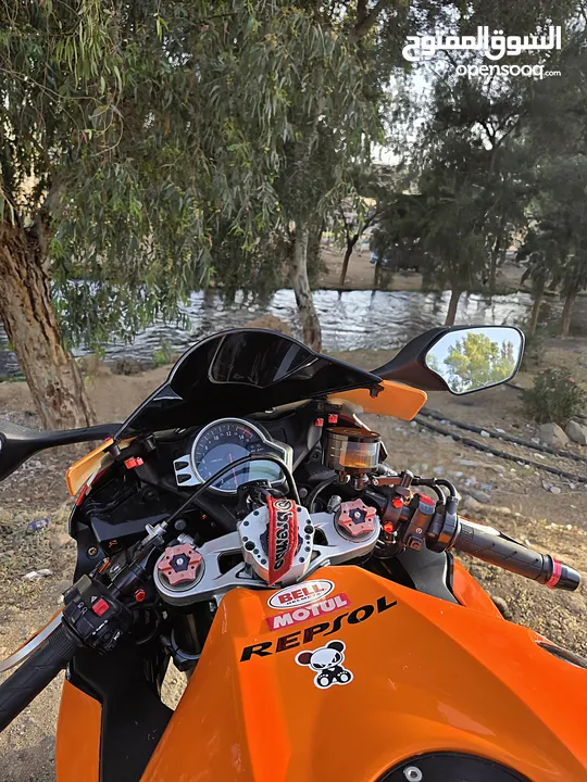 HONDA CBR1000RR REPSOL Fireblade