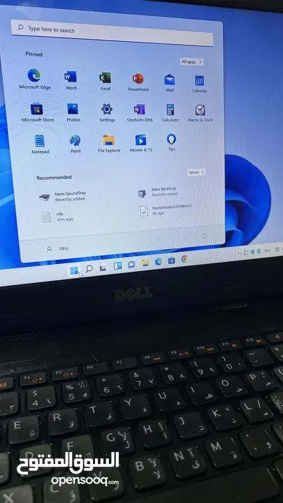 لابتوب Dell استخدام شخصي نظيف جدا
