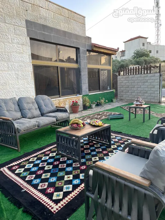فرصتك الذهبية لاستئجار فيلا فاخرة بمواصفات راقية