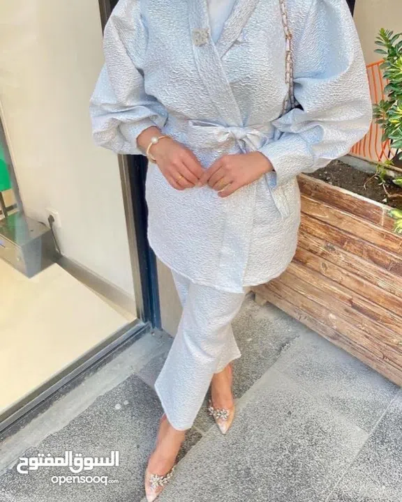 ملابس اطقم نسائي