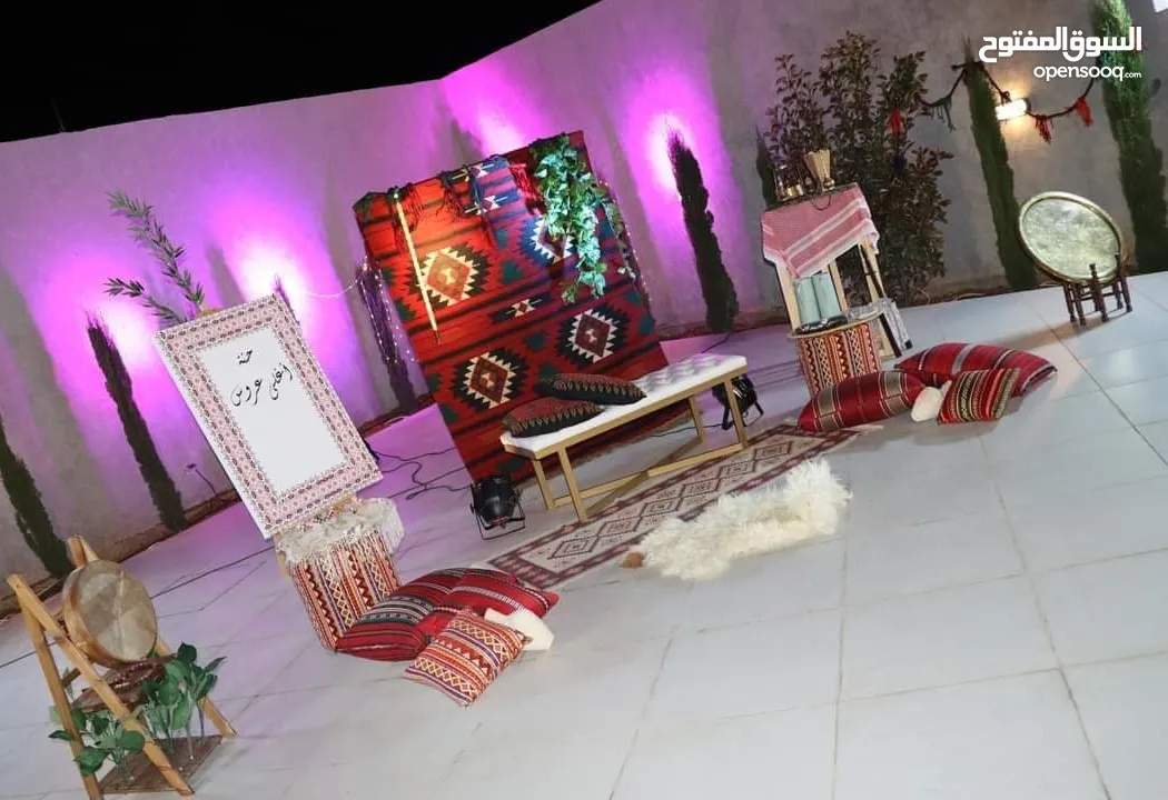 كوشات مميزة تنسيقات ورد فاخرة