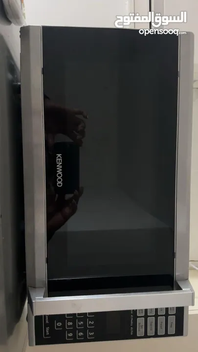 ميكروويف كينوود حجم ممتاز ووسيع من داخل يعمل بشكل سريع ونضيف جدا
