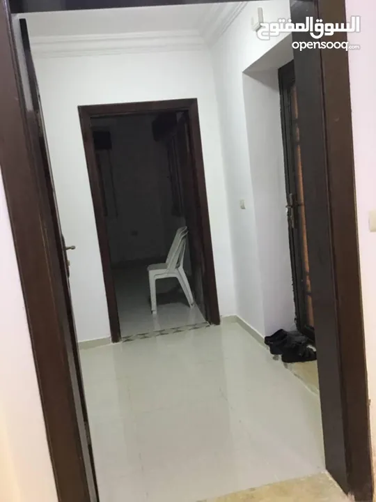شقة لللبيع في الحصن