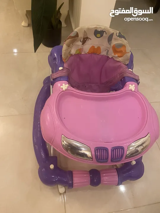 عرباية مشايه او كراجة