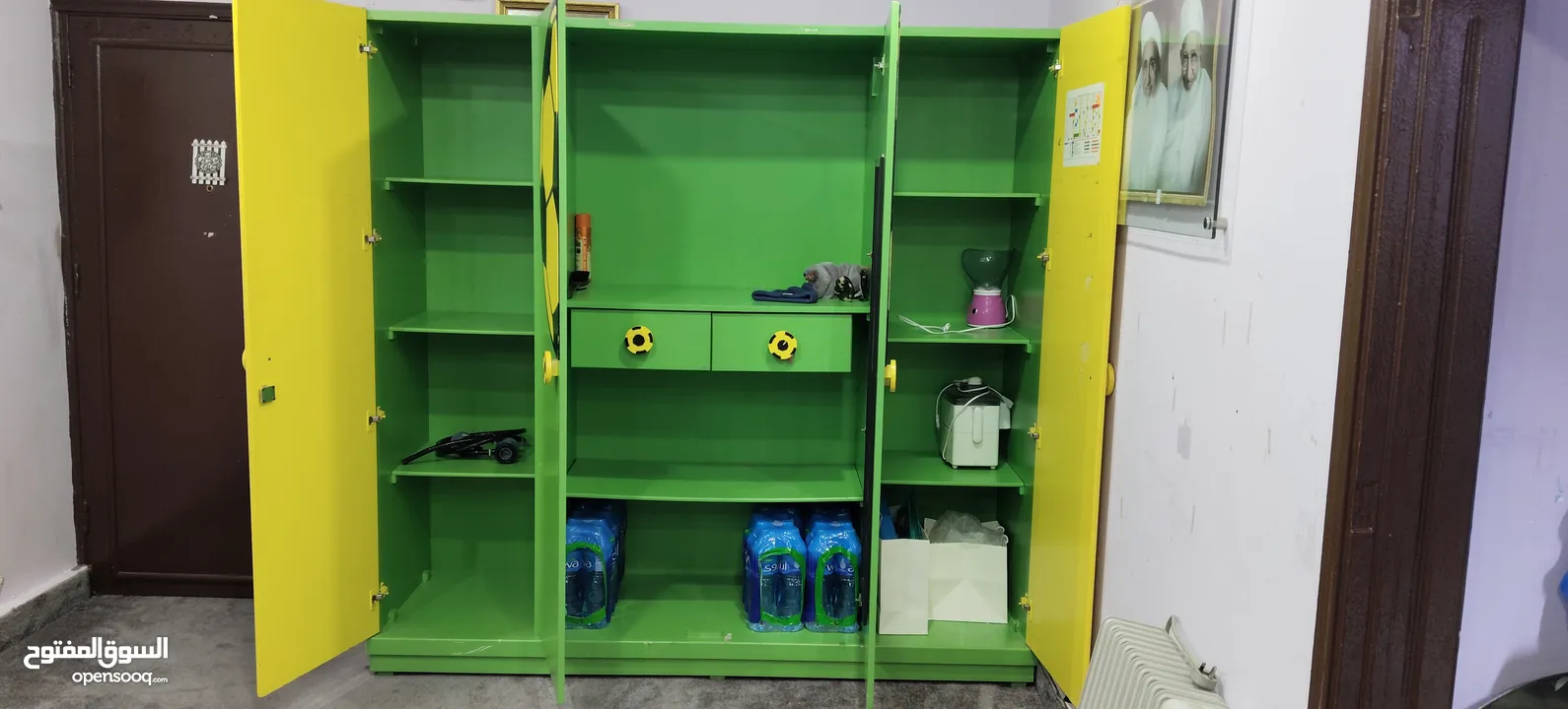 2 meter cupboard for sale