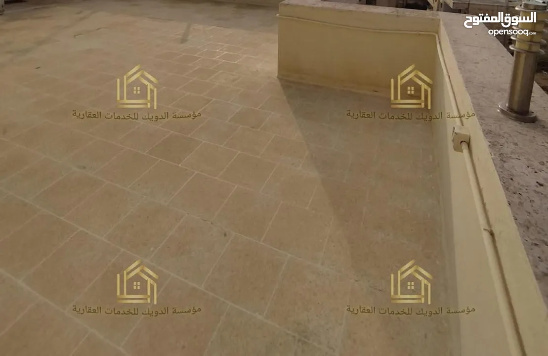 شقة مع روف منفصل بإطلالــــه مميزة