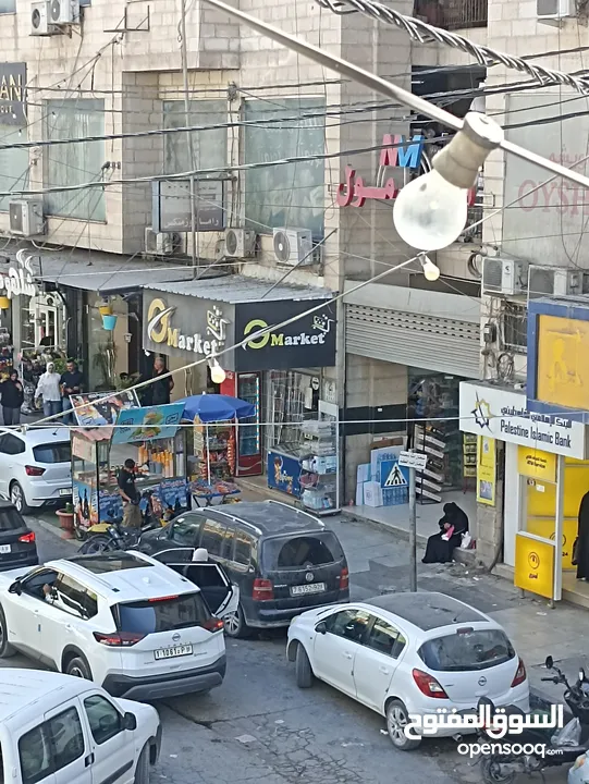 محل تجاري طابق ثاني مطل على الشارع ومدخل على الشارع مساحة 150متر مع برندة