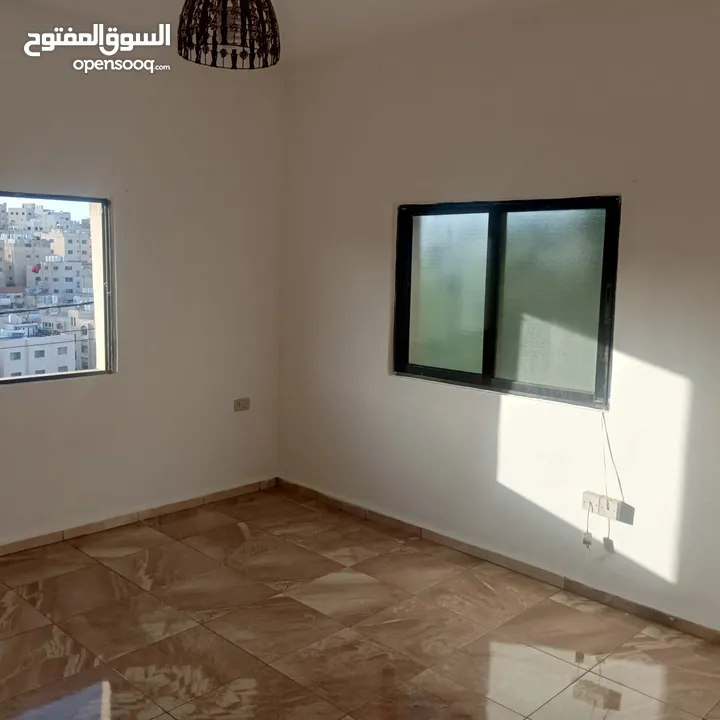 شقتين للبيع في حي نزال