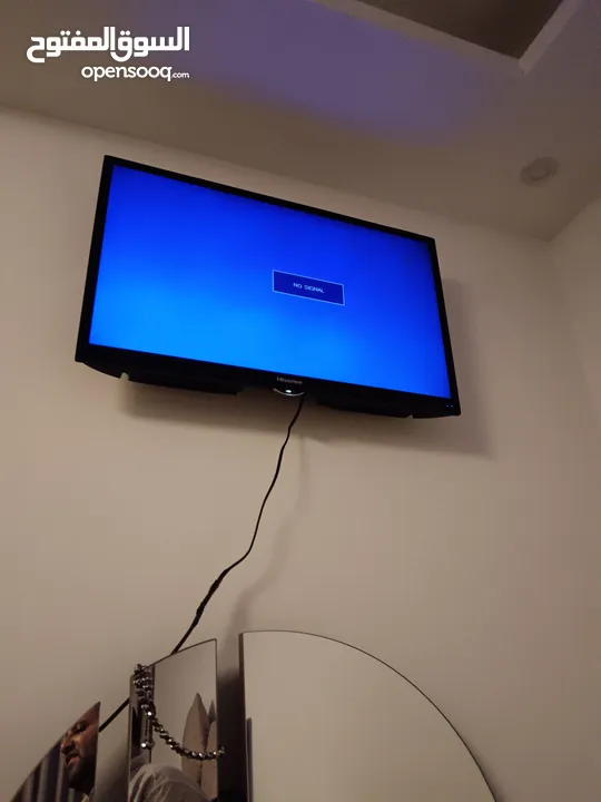 شاشه Hisense للبيع 100 قابل للتفاوض بيع سريع