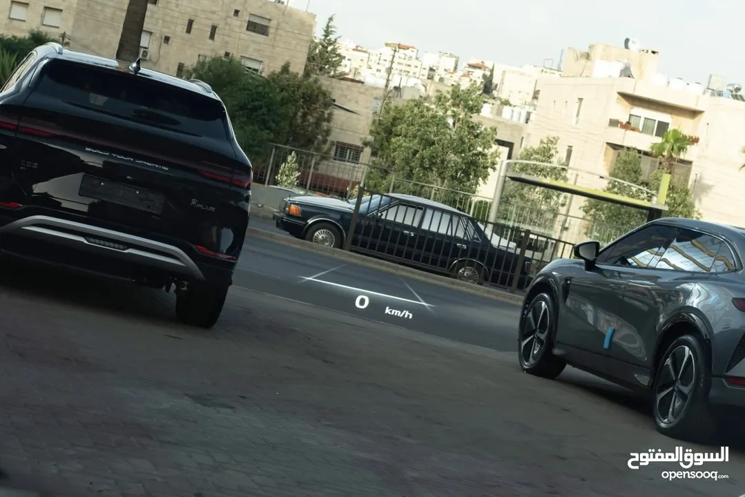 Kia EV6 2022 دفع رباعي بطاريه كبيره فل مسكر  فل اضافات خمس كميرات لون مميز