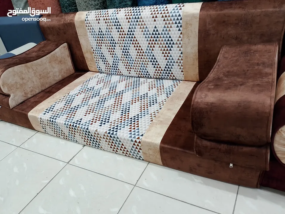 جلسات عربيه و خليجيه و ستائر تركيه و ستائر التعتيم موقعنا الزرقاء سوق النصر معرض جود