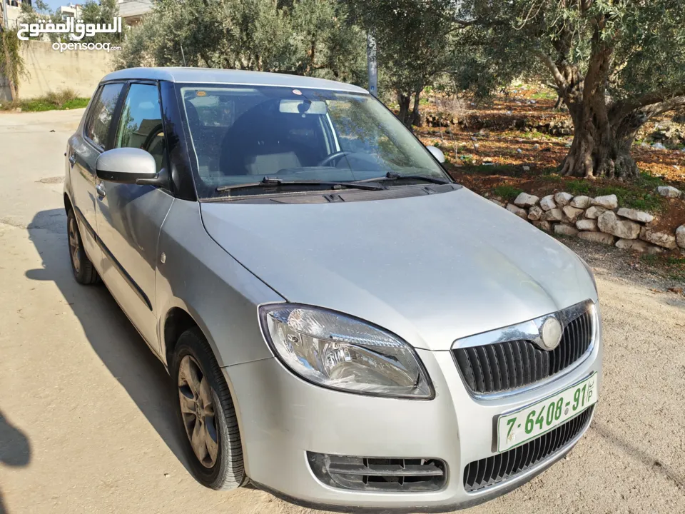 فابيا 2011 بالرخصة