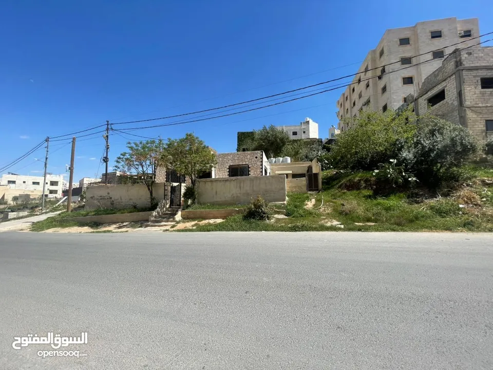 منزل مستقل للبيع ارض /حجه/ مش قوشان  بسعر حرق طبربور ضاحيه الصفا
