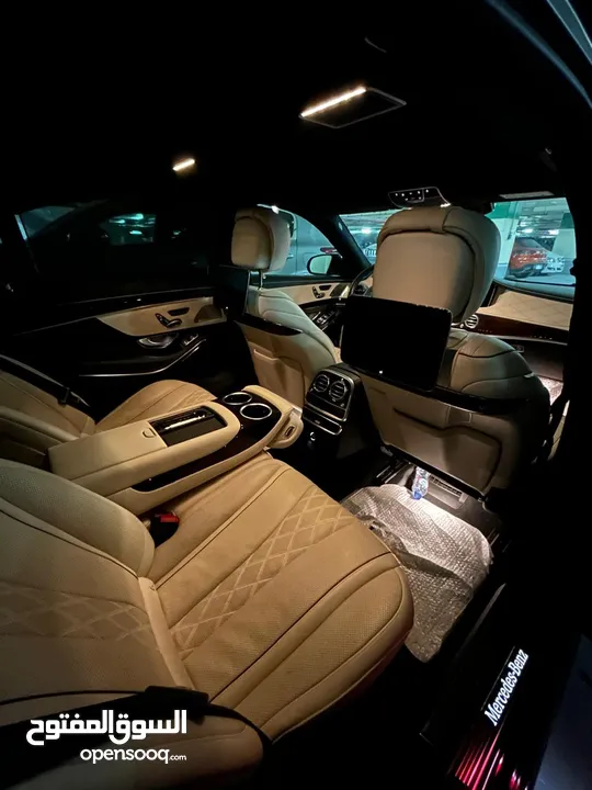 للبيع مرسيدس S500. V8 2019 full loadad  عداد 20 الف km  رخصه 6 شهور  المعينة الاسكندريه للجادين فق