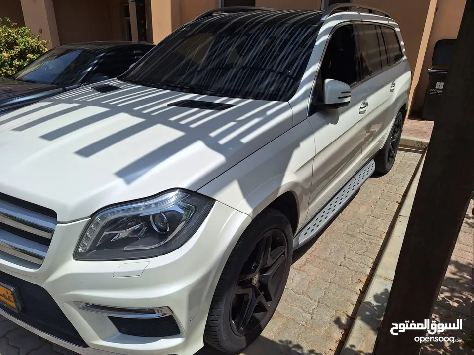 Mercedes GL-500 7-seater SUV for urgent sale