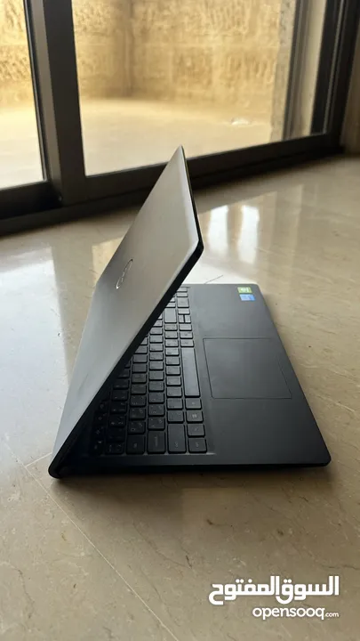 للبيع: لابتوب Dell Vostro 15 3510 - i7 الجيل 11