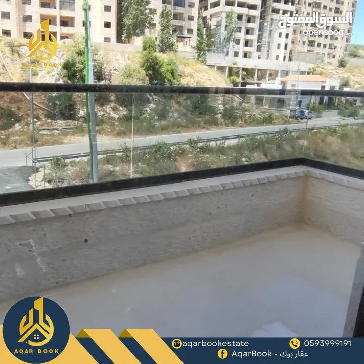 شقة سووبرديلوكس سكنة أولى غير مفروشة للايجار