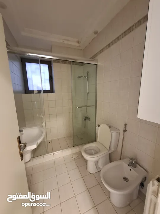 شقة غير مفروشة للإيجار  ( Property 43170 )-174836195