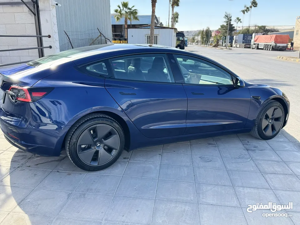 Tesla model 2023 85B+فحص كامل اتوسكور يتوفر تشكيلة كبيرة عدة ألوان