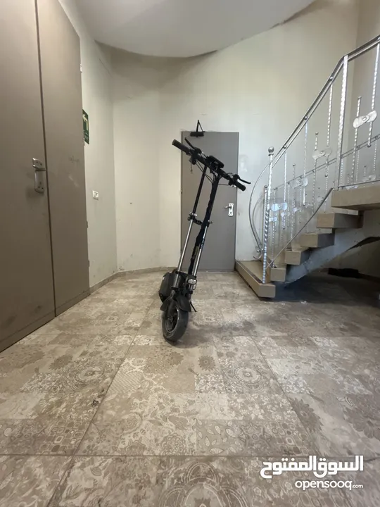 سكوتر كهربا   54V. 13A.   500 W.