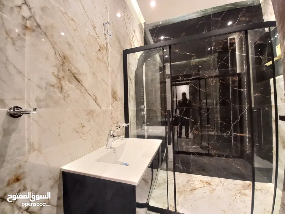 شقة فاخره للبيع في ضاحية الامير راشد  ( Property ID : 36232 )