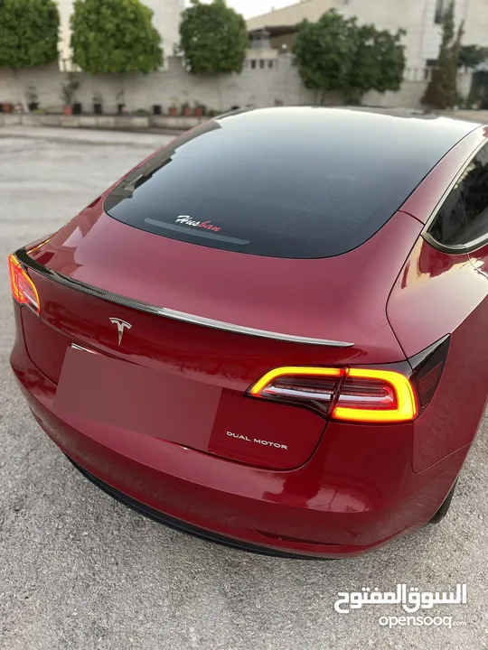Tesla model 3 2022
