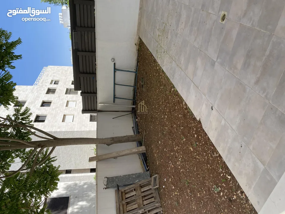 في أجمل مناطق أم السماق شقة أرضية 137م مع ترس وحديقة 170م بسعر مميز / ref 9541